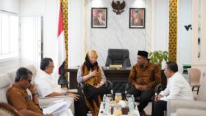 Rusia dan DPR Aceh