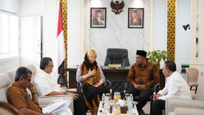 Rusia dan DPR Aceh